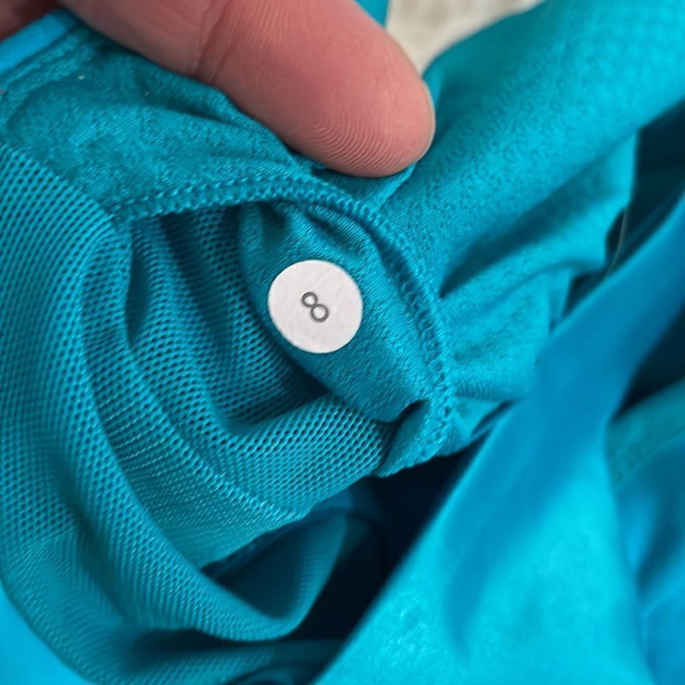 Lululemon Turquoise Blue Tank Back Criss Cross Straps Zig Zag Stitch - Picture 5 of 5